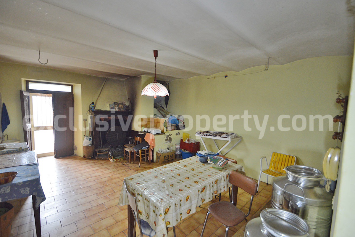 Renovated Hilltop Townhouse in Abruzzo with Panoramic Views - Near the Adriatic Coast