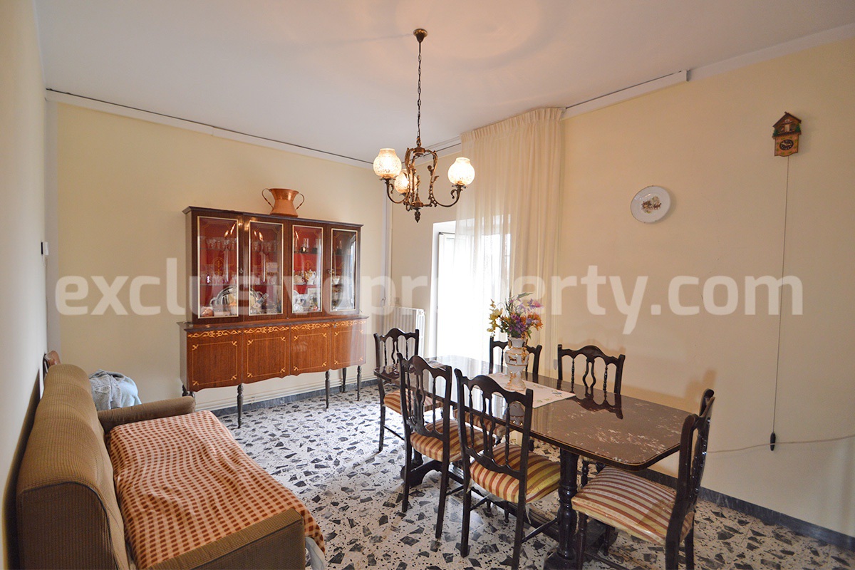 Renovated Hilltop Townhouse in Abruzzo with Panoramic Views - Near the Adriatic Coast