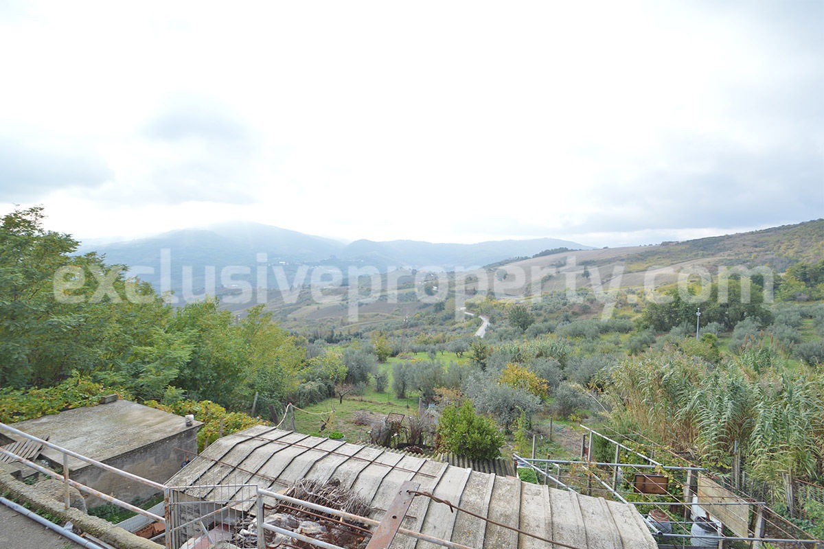 Renovated Hilltop Townhouse in Abruzzo with Panoramic Views - Near the Adriatic Coast