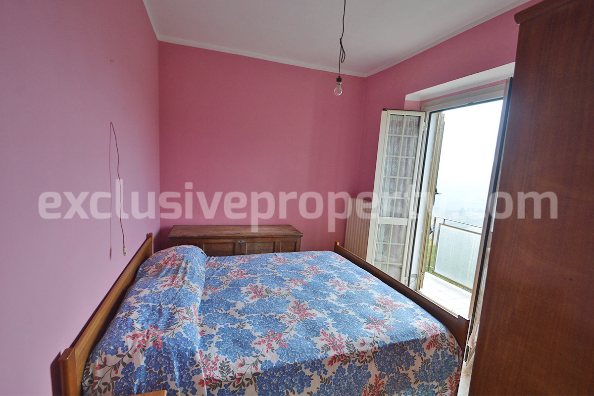 Renovated Hilltop Townhouse in Abruzzo with Panoramic Views - Near the Adriatic Coast