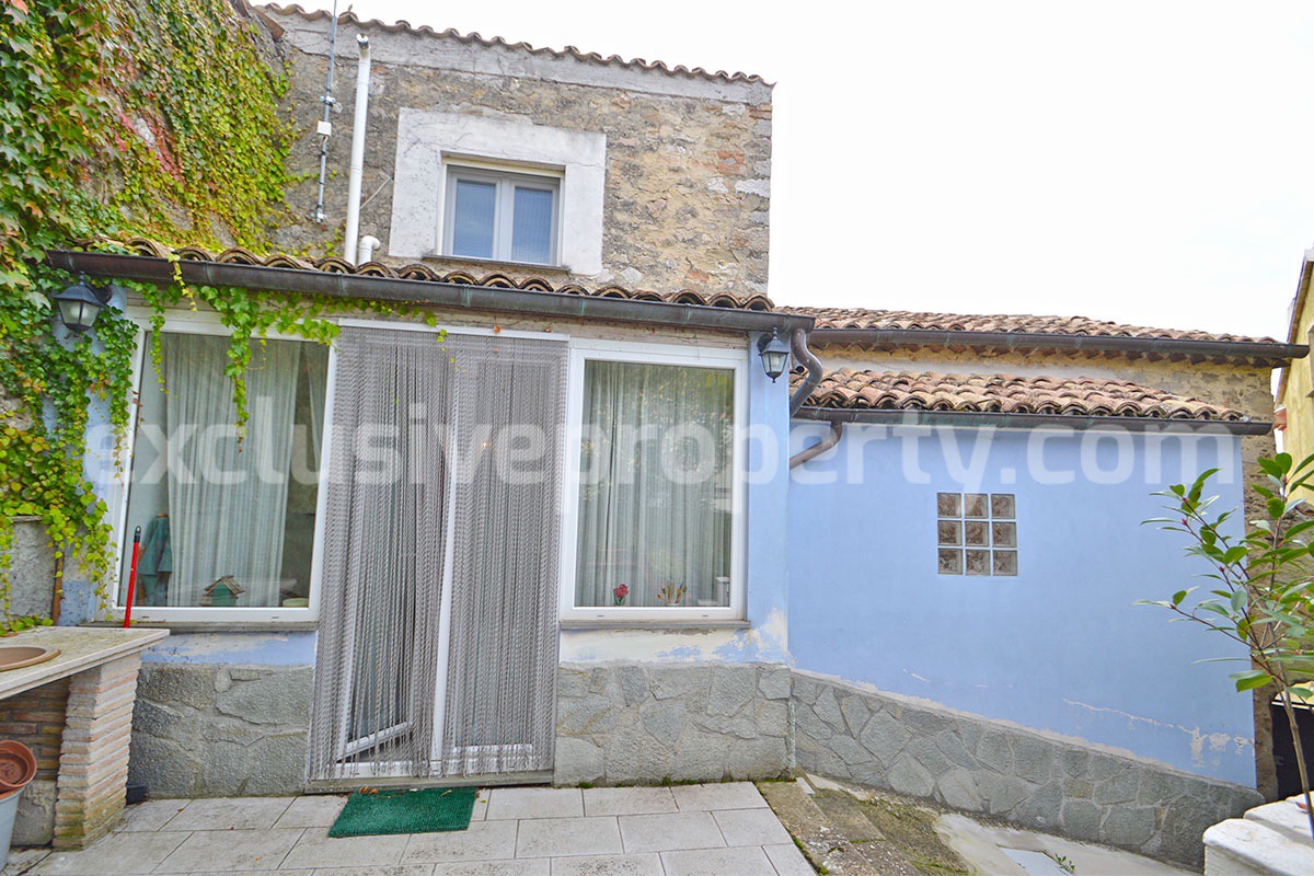 4-Bedroom Renovated Home with Garden - Panoramic Views for Sale in Molise - Italy - Move-In Ready