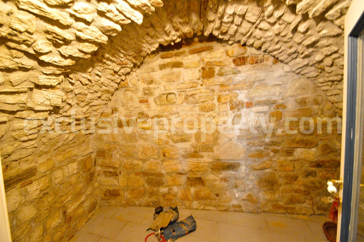 4-Bedroom Renovated Home with Garden - Panoramic Views for Sale in Molise - Italy - Move-In Ready