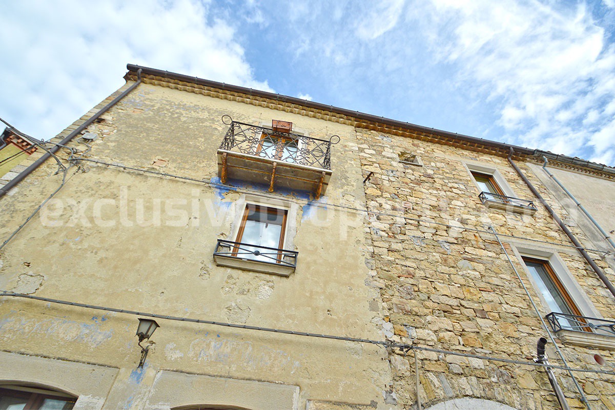 4-Bedroom Renovated Home with Garden - Panoramic Views for Sale in Molise - Italy - Move-In Ready