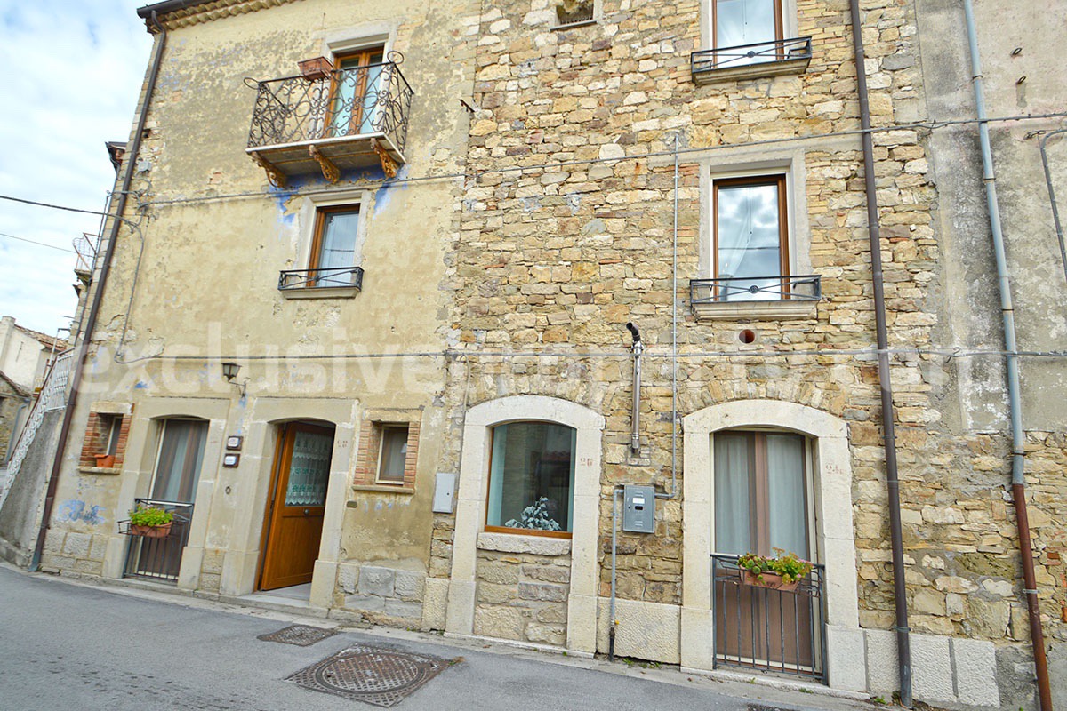 4-Bedroom Renovated Home with Garden - Panoramic Views for Sale in Molise - Italy - Move-In Ready