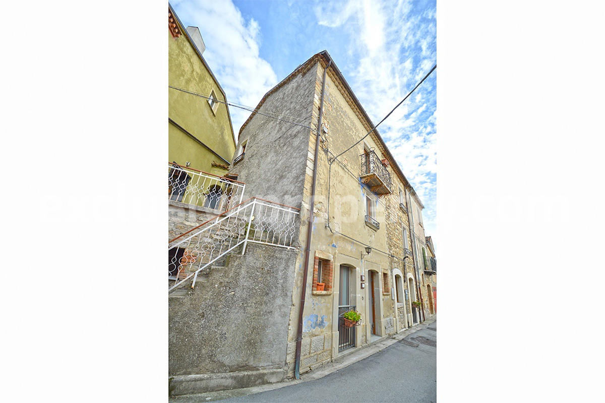 4-Bedroom Renovated Home with Garden - Panoramic Views for Sale in Molise - Italy - Move-In Ready
