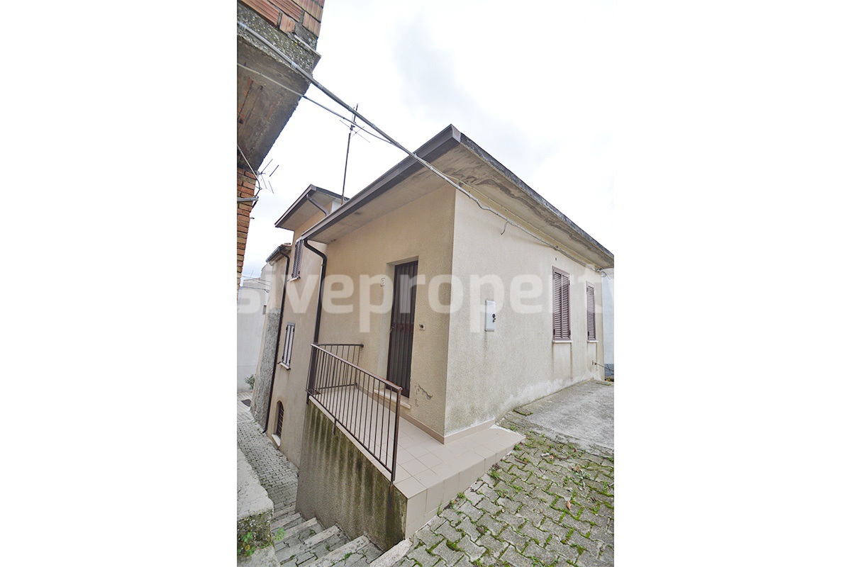 Furnished Habitable Townhouse with Outdoor Space for Sale in San Felice del Molise - Italy