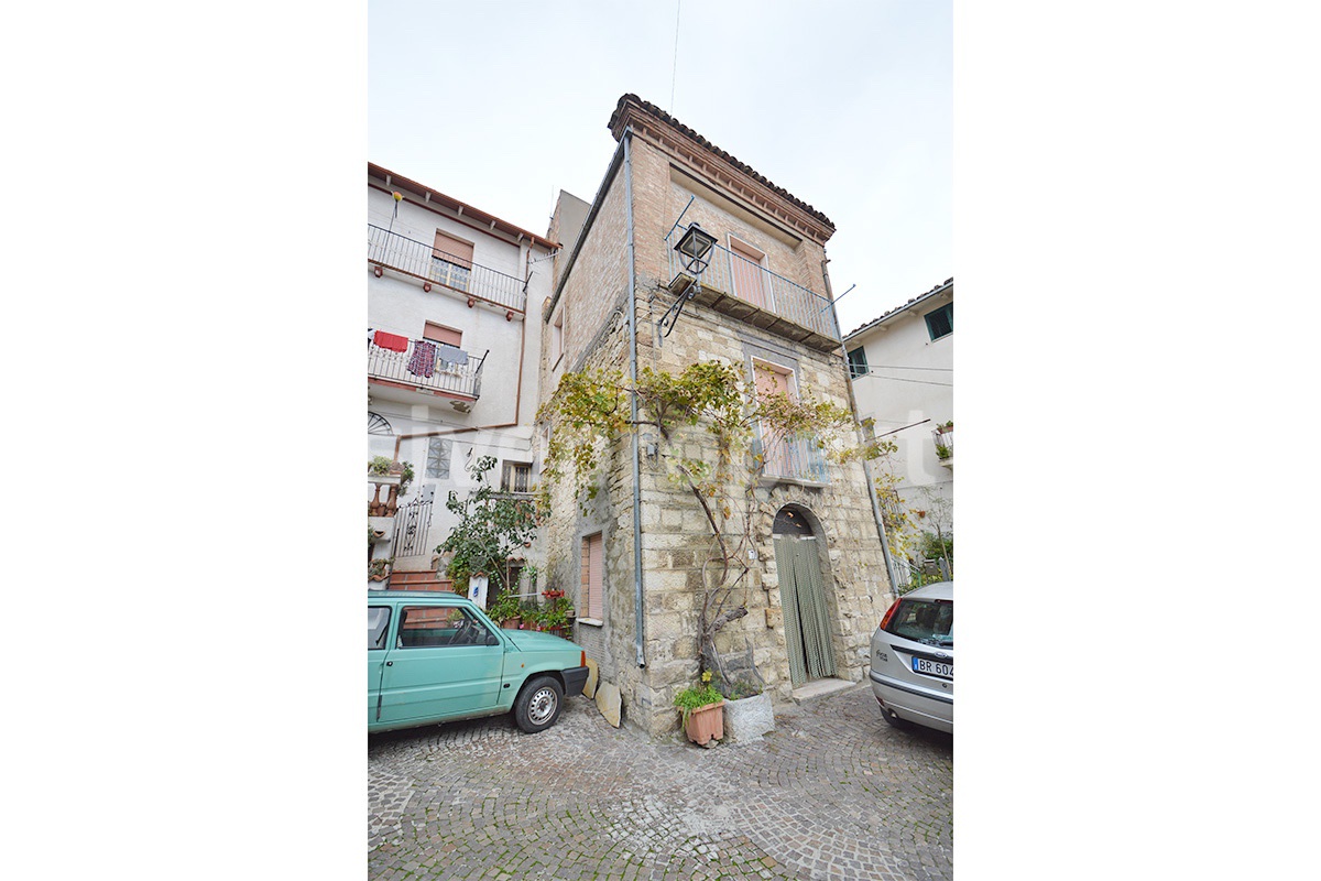 Charming Furnished Stone House for Sale in San Felice del Molise - Close to the Adriatic Coast