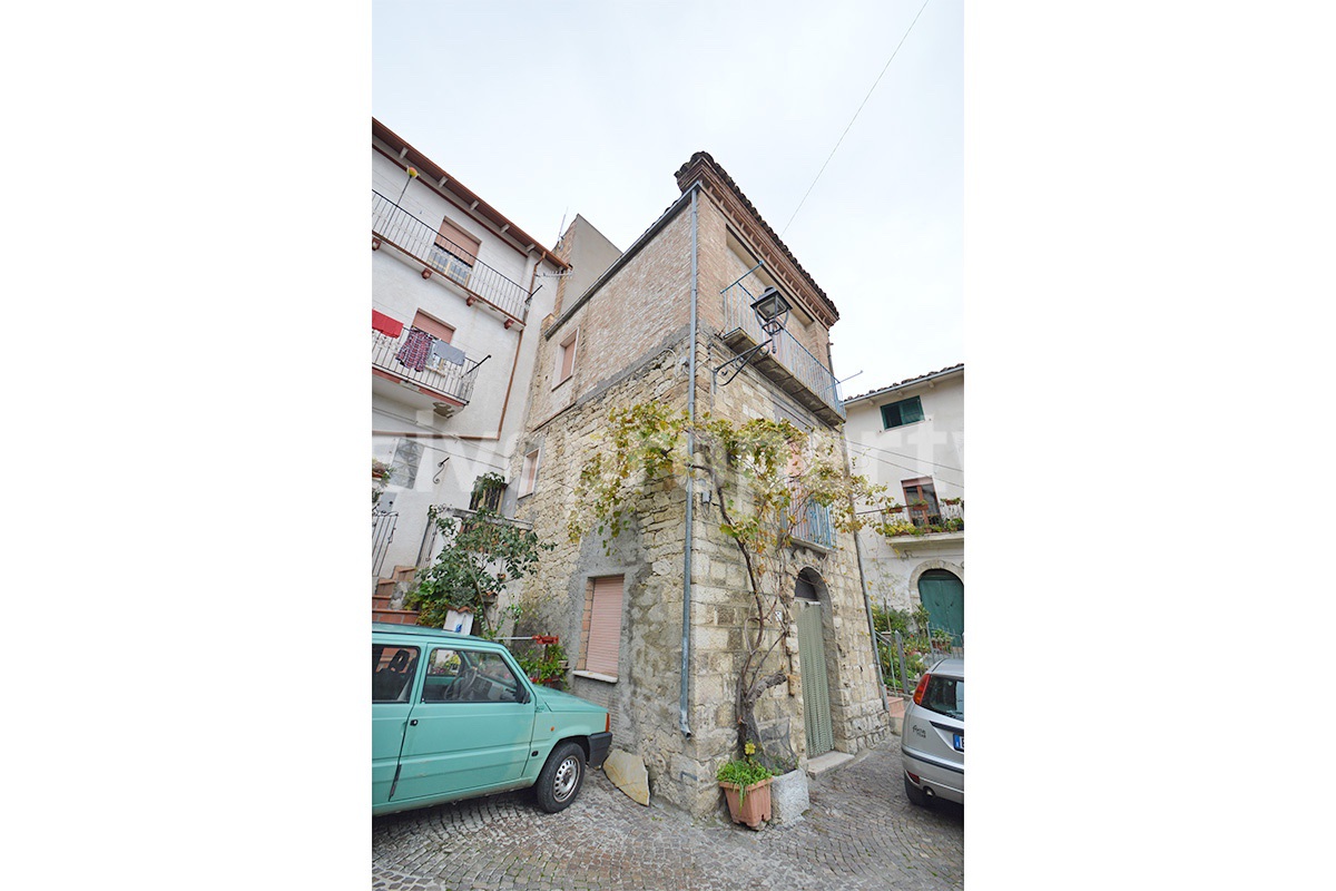 Charming Furnished Stone House for Sale in San Felice del Molise - Close to the Adriatic Coast