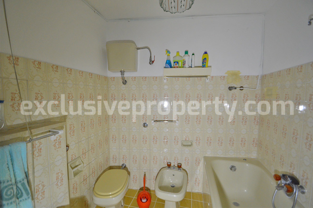 Affordable Village Home with Garage and Panoramic Views in Acquaviva Collecroce - Molise