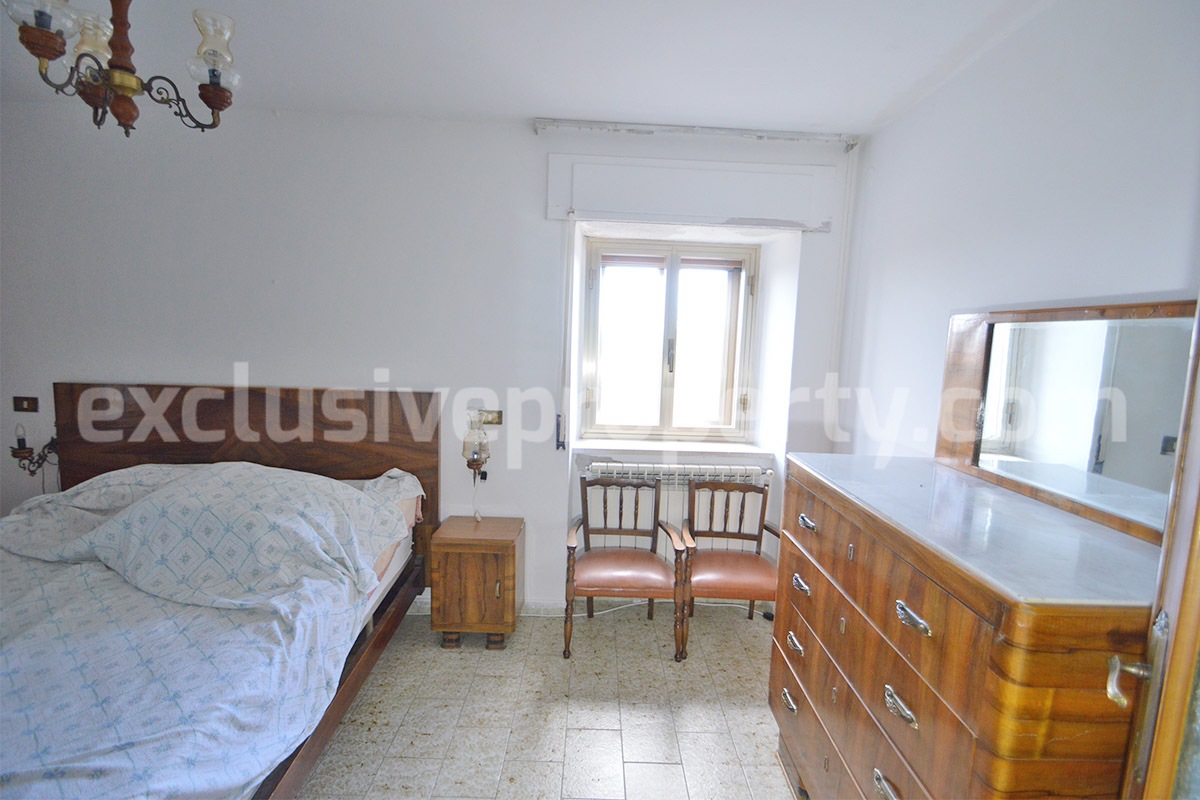 Affordable Village Home with Garage and Panoramic Views in Acquaviva Collecroce - Molise