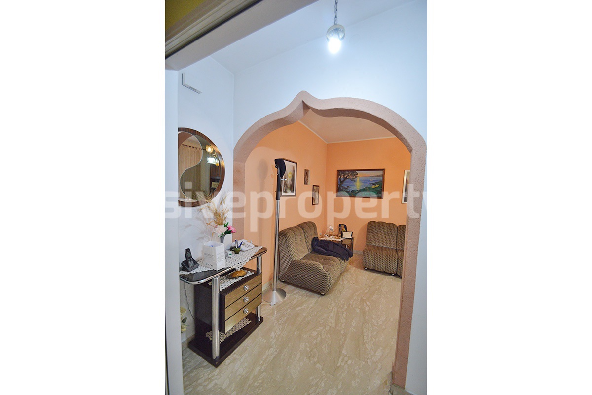 Spacious Townhouse for Sale in Acquaviva Collecroce - Molise with Terrace - Garage and Scenic Views