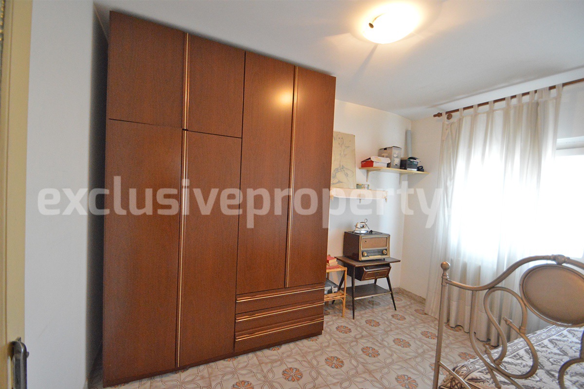 Spacious Townhouse for Sale in Acquaviva Collecroce - Molise with Terrace - Garage and Scenic Views