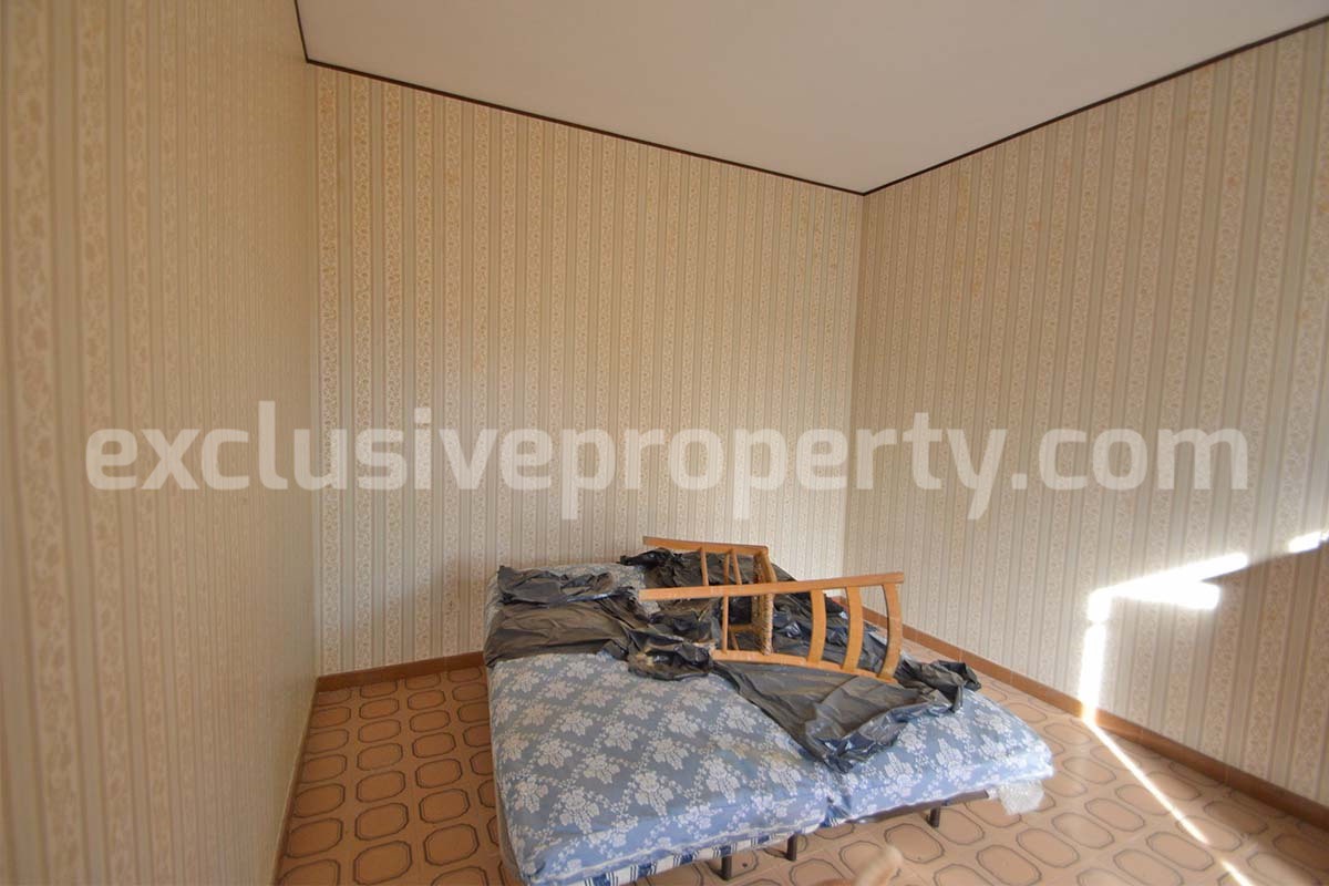 Historic Palace for Sale in Bagnoli del Trigno - Molise with Garden - Terrace and Panoramic Views