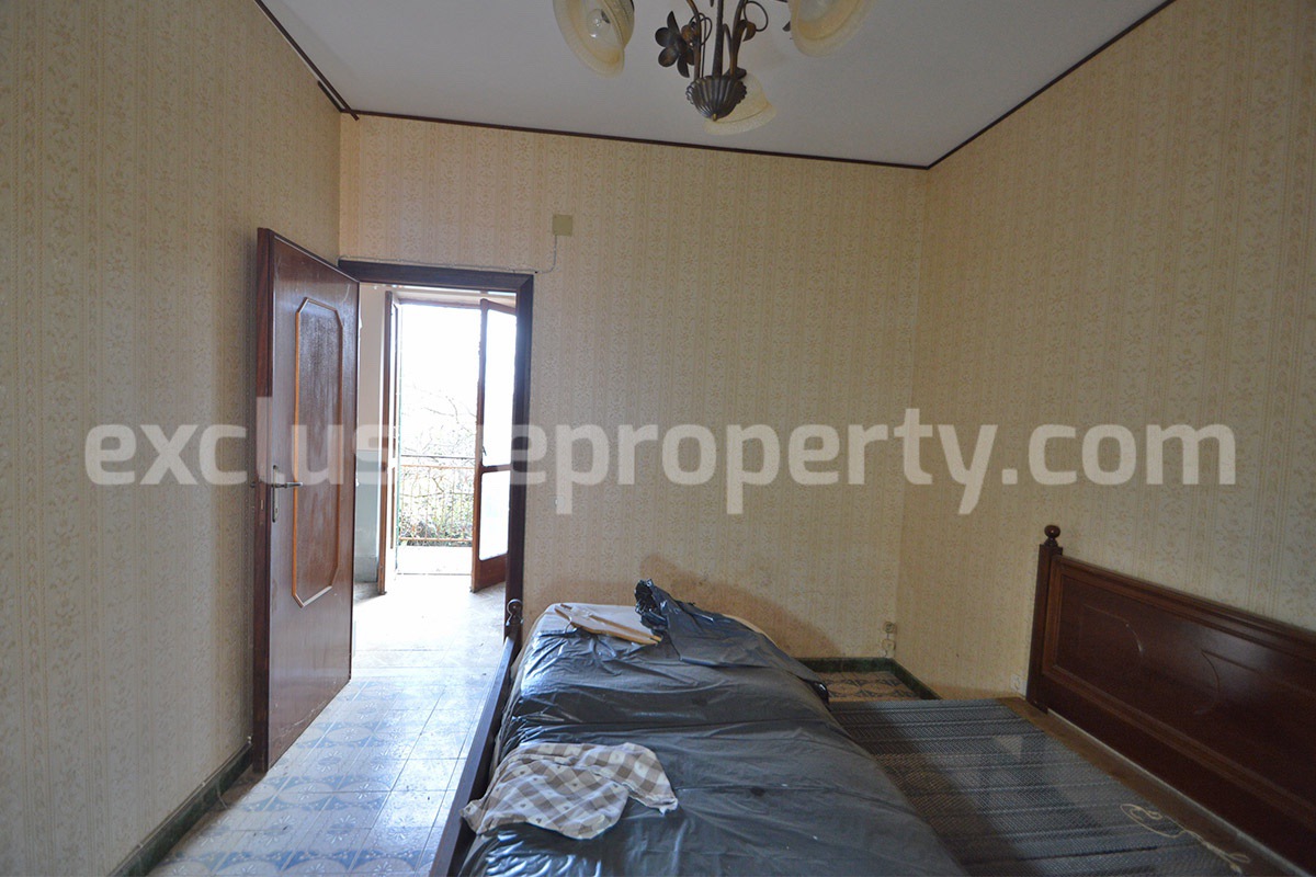 Historic Palace for Sale in Bagnoli del Trigno - Molise with Garden - Terrace and Panoramic Views