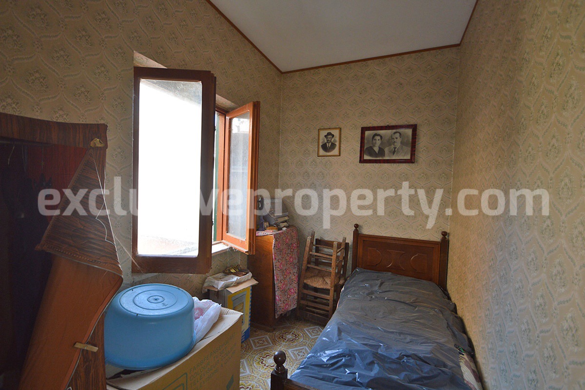 Historic Palace for Sale in Bagnoli del Trigno - Molise with Garden - Terrace and Panoramic Views