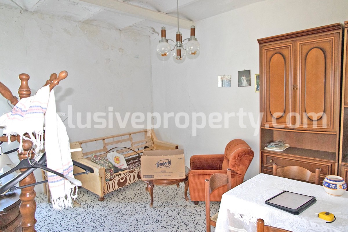 Property composed by two units for sale in the hearth of Molise - Italy 7
