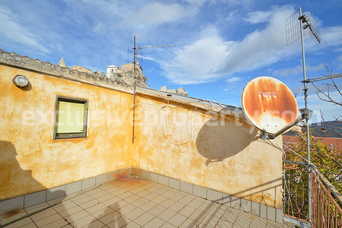 Historic Palace for Sale in Bagnoli del Trigno - Molise with Garden - Terrace and Panoramic Views