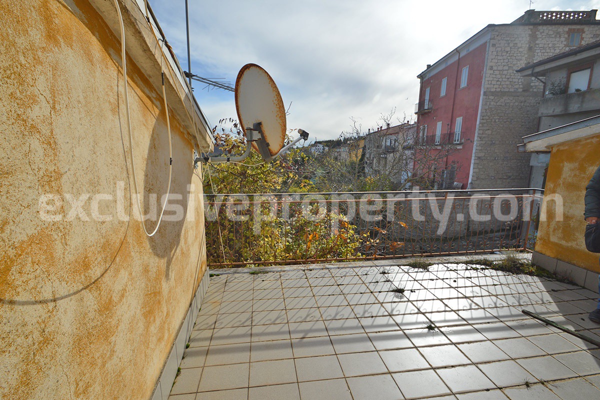 Historic Palace for Sale in Bagnoli del Trigno - Molise with Garden - Terrace and Panoramic Views