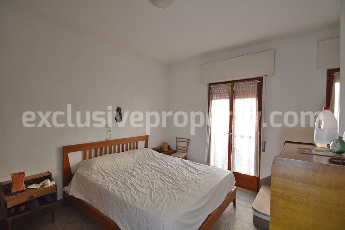 Charming Townhouse with Panoramic Terrace for Sale in Bagnoli del Trigno in Molise