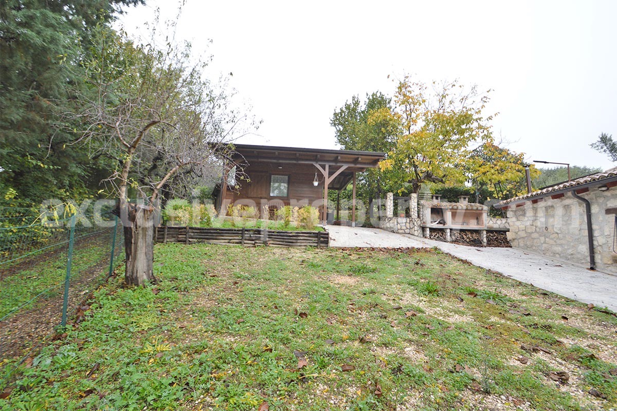 Peaceful Country Oasis for Sale near Mafalda - Molise with Olive Grove - Stone House and Wooden Building