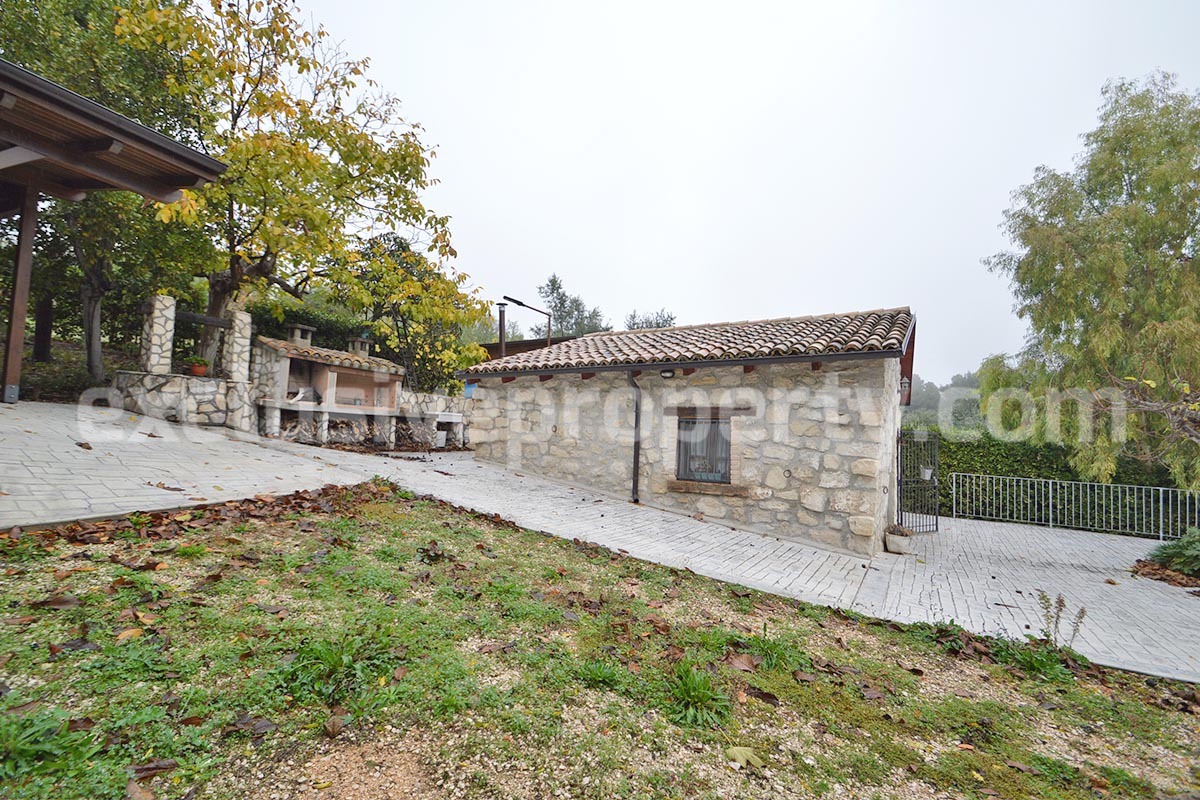 Peaceful Country Oasis for Sale near Mafalda - Molise with Olive Grove - Stone House and Wooden Building