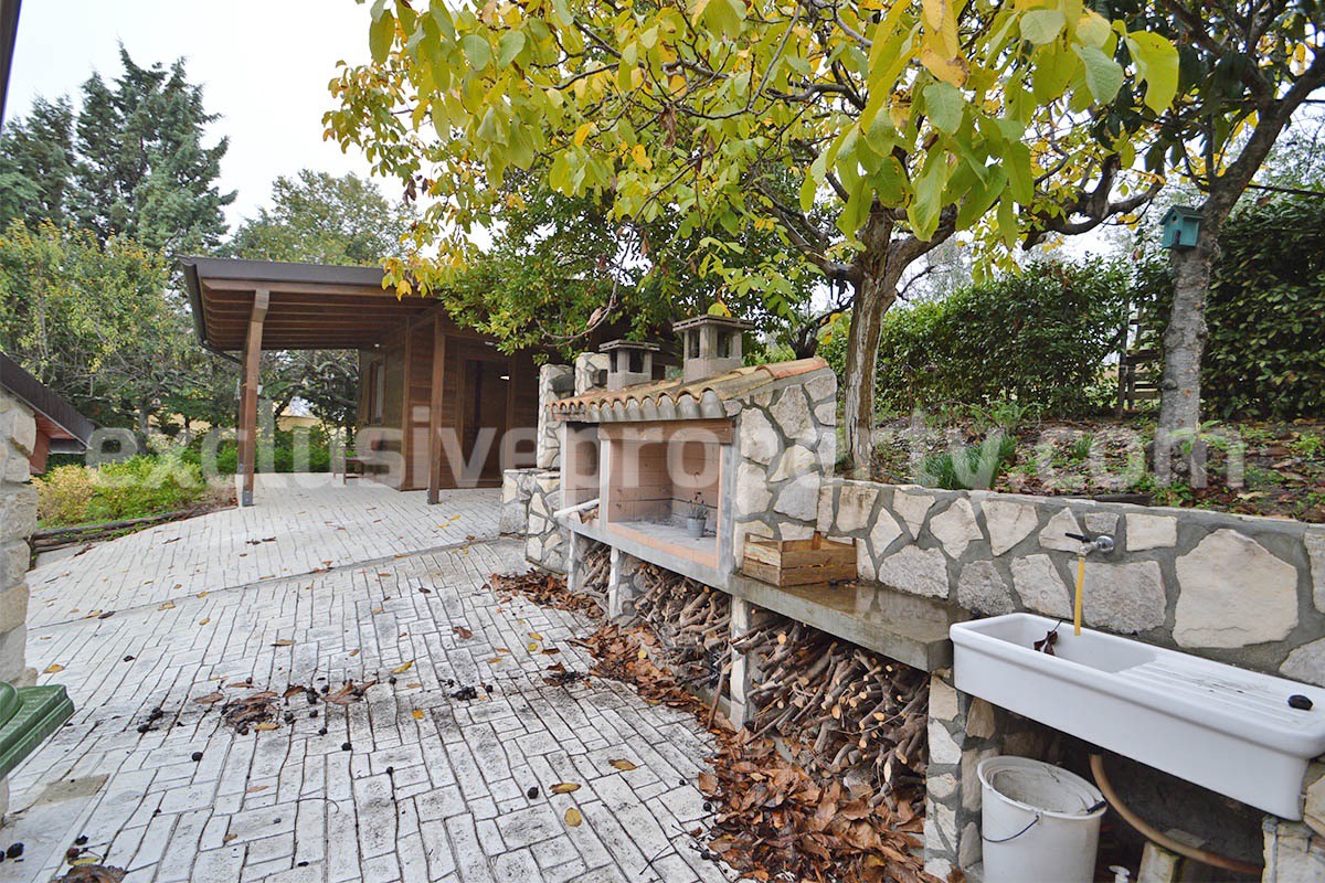 Peaceful Country Oasis for Sale near Mafalda - Molise with Olive Grove - Stone House and Wooden Building