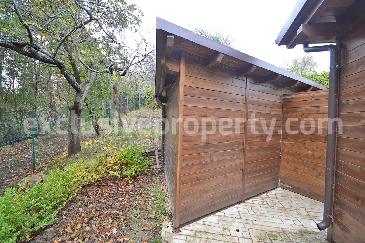 Peaceful Country Oasis for Sale near Mafalda - Molise with Olive Grove - Stone House and Wooden Building