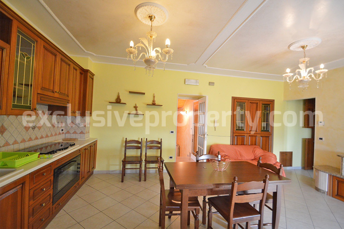 Large Village Home with Mountain Views in Schiavi di Abruzzo