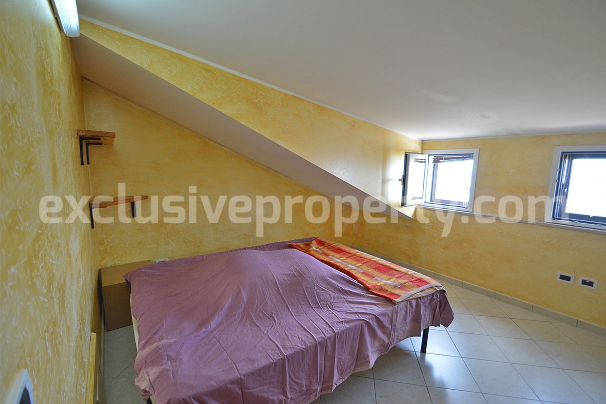 Large Village Home with Mountain Views in Schiavi di Abruzzo