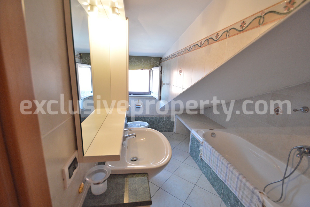 Large Village Home with Mountain Views in Schiavi di Abruzzo