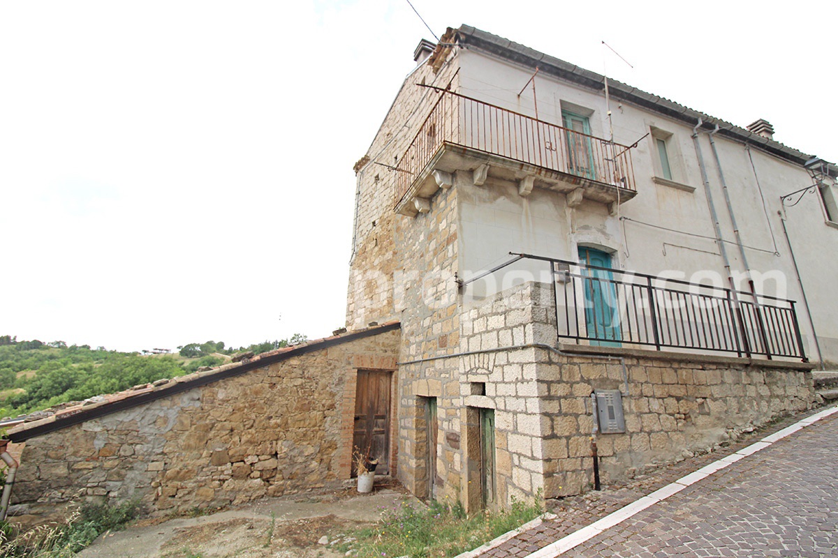 Property composed by two units for sale in the hearth of Molise - Italy 2