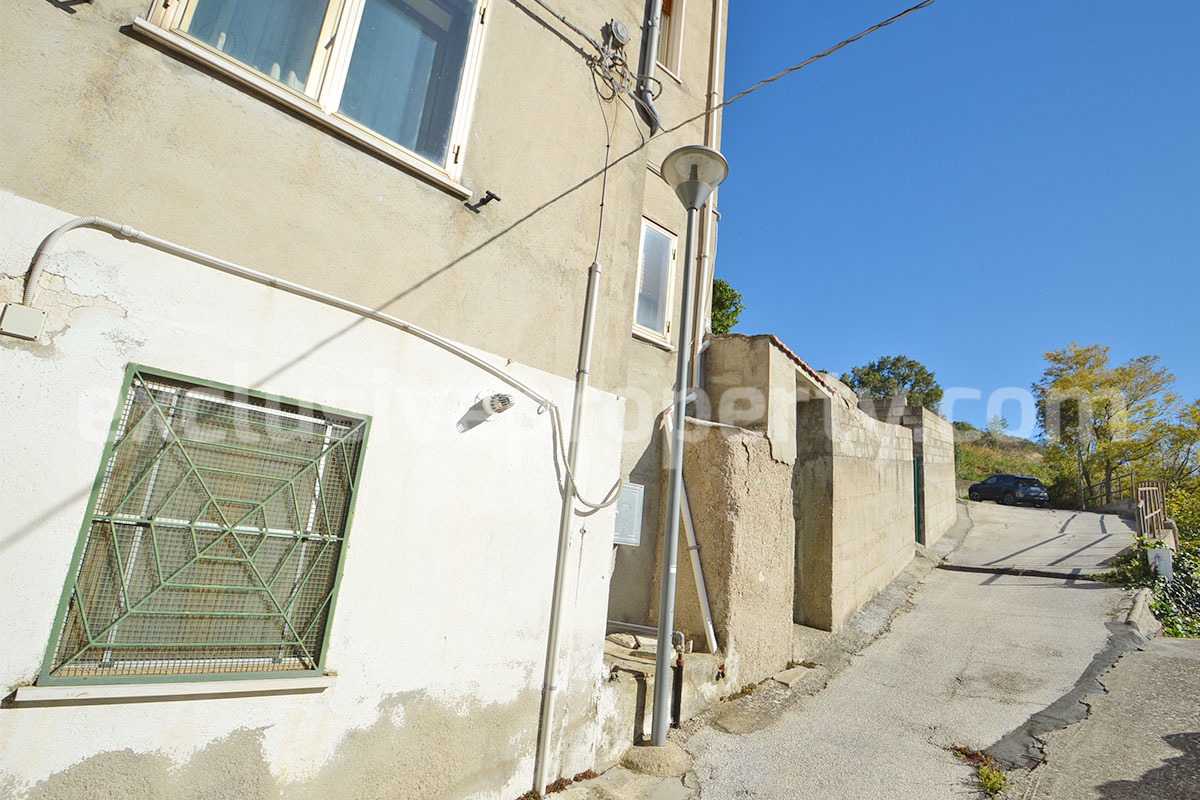 Furnished Town House with Garden and Garage for Sale in Montemitro - Molise - Near the Adriatic Sea