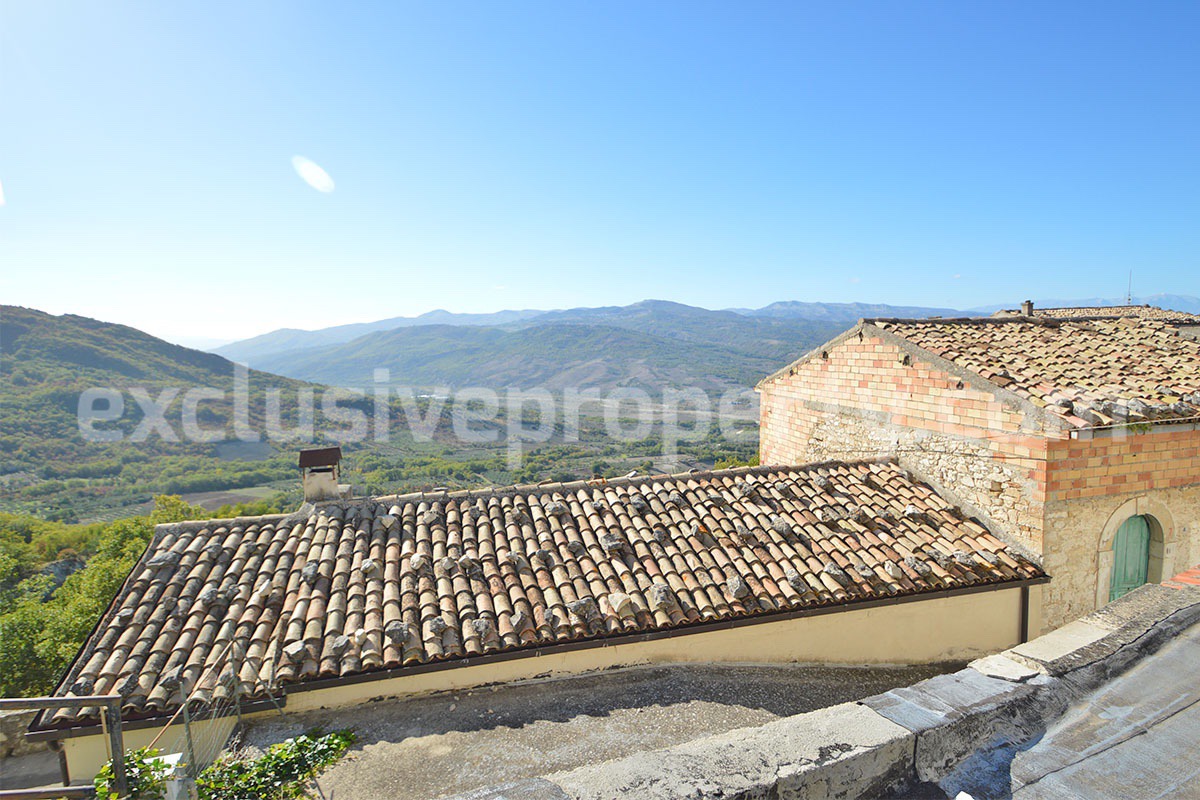 Furnished Town House with Garden and Garage for Sale in Montemitro - Molise - Near the Adriatic Sea