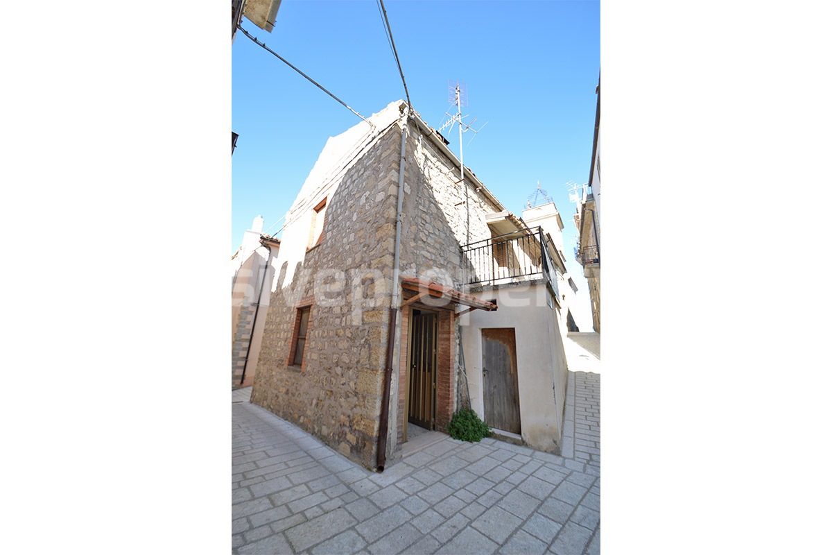 Stone Town House for Sale in the Medieval Centre of Montemitro - Molise - Near the Adriatic Coast