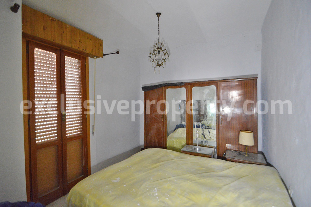 Stone Town House for Sale in the Medieval Centre of Montemitro - Molise - Near the Adriatic Coast