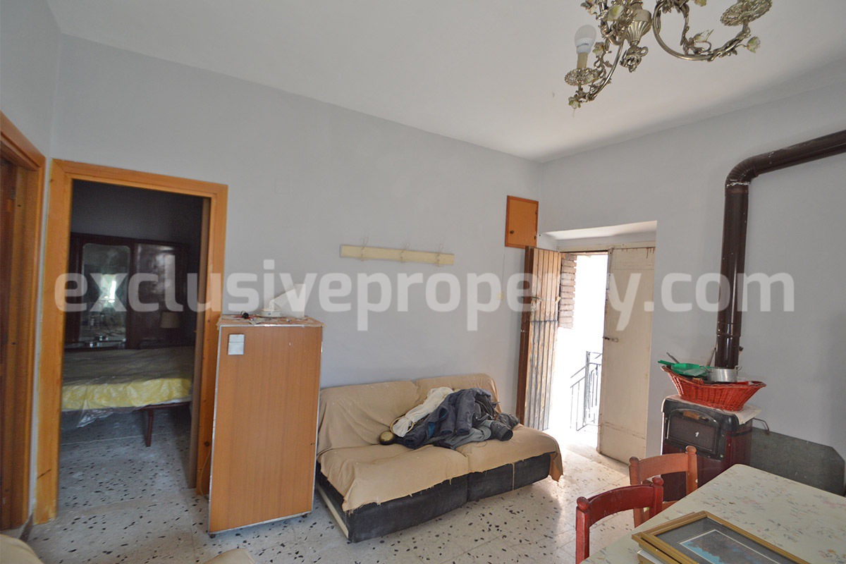 Stone Town House for Sale in the Medieval Centre of Montemitro - Molise - Near the Adriatic Coast