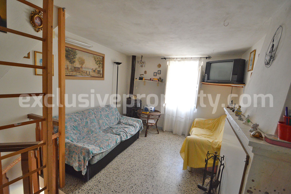 Furnished house a few km from the ski resorts for sale in Abruzzo