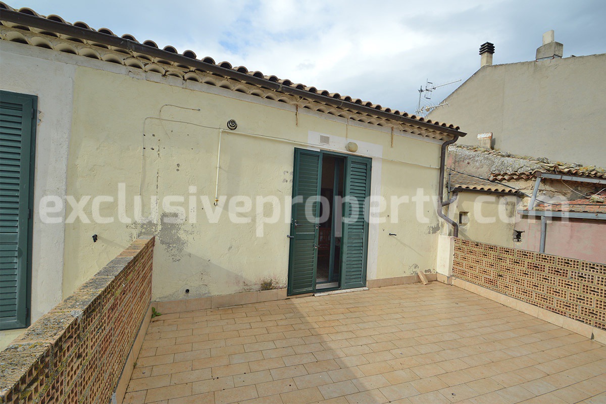 Property with Two Apartments - Terraces - Garden and Commercial Unit for Sale in Mafalda in Molise