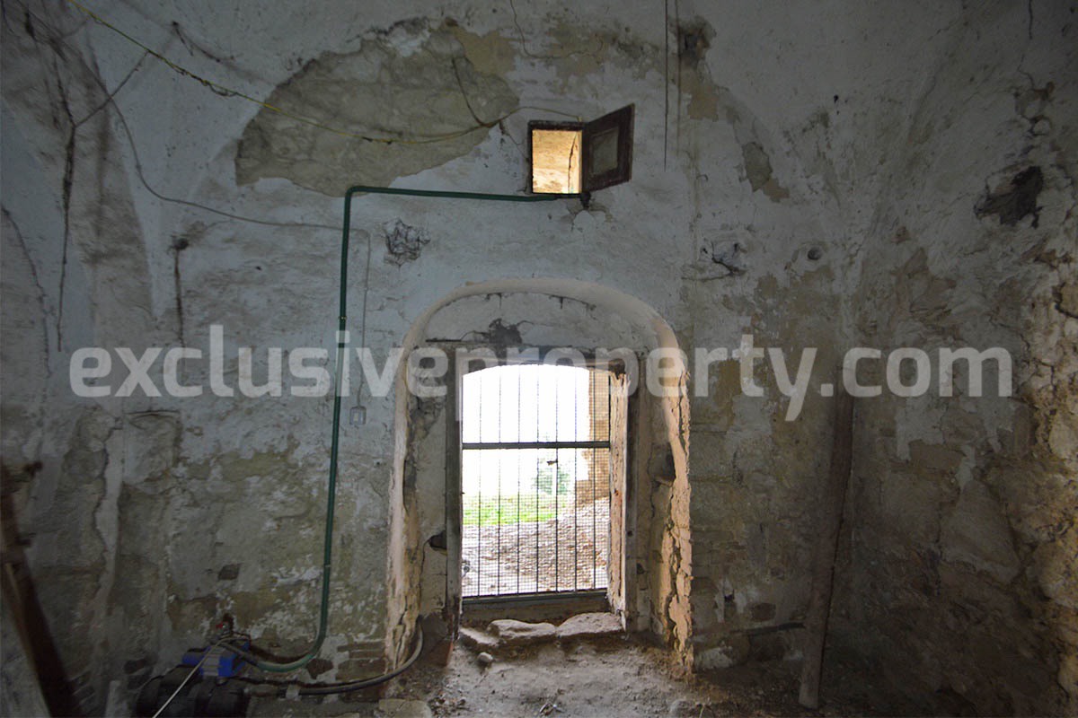 Property with Two Apartments - Terraces - Garden and Commercial Unit for Sale in Mafalda in Molise