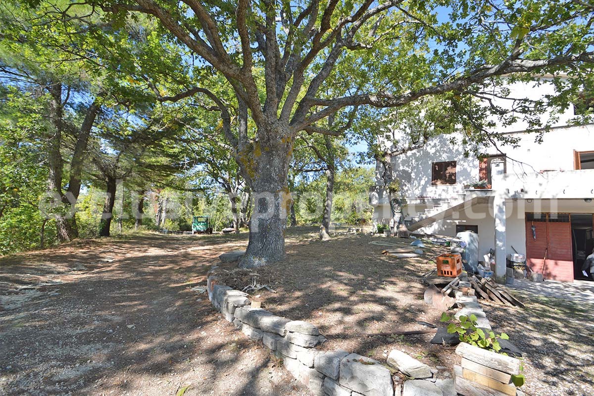 Country House with Land for Sale in Guardialfiera - Molise - Lake and Mountain Views