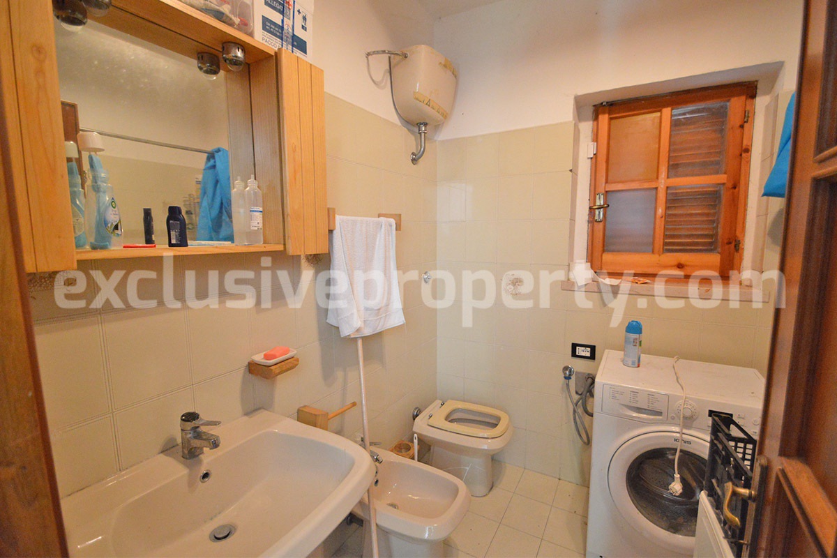 Country House with Land for Sale in Guardialfiera - Molise - Lake and Mountain Views