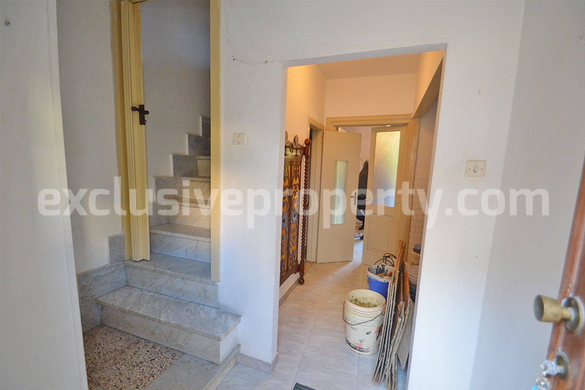 Spacious Stone Town House with Garage and Vaulted Ceilings for Sale in Guardialfiera - Molise