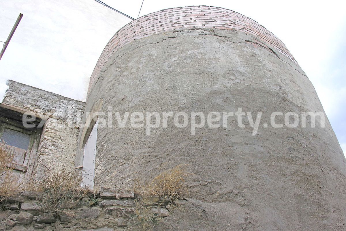 Stone house to be restored reduced price for sale in italy - Molise 16