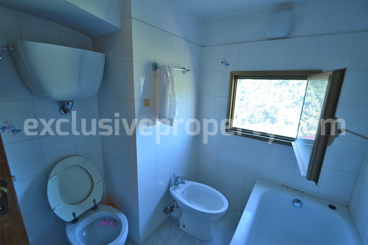 Spacious Stone Town House with Garage and Vaulted Ceilings for Sale in Guardialfiera - Molise