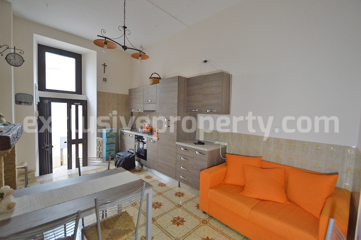 Charming 4-Bedroom 4-Bathroom Townhouse with Garden for Sale in Palmoli - Abruzzo