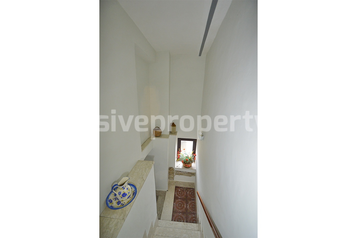 Charming 4-Bedroom 4-Bathroom Townhouse with Garden for Sale in Palmoli - Abruzzo