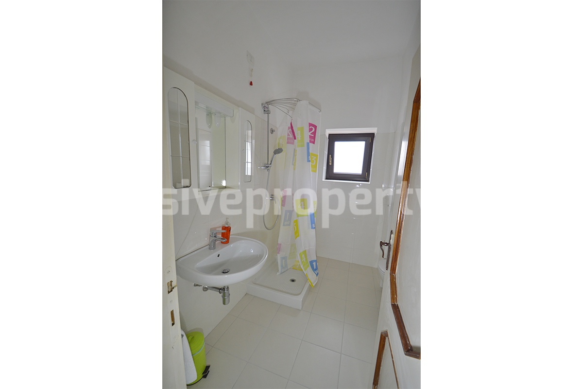 Charming 4-Bedroom 4-Bathroom Townhouse with Garden for Sale in Palmoli - Abruzzo