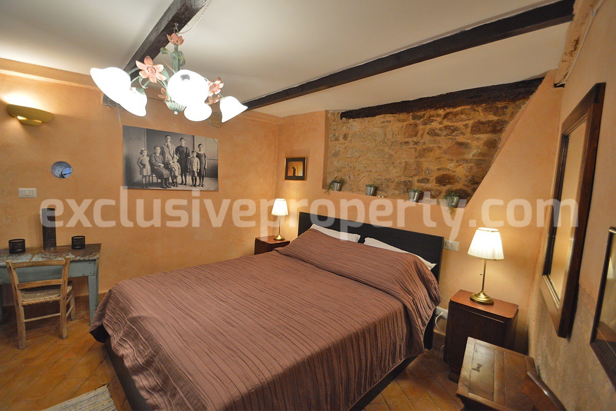 Charming Stone House with Cave for Sale in Civitacampomarano - Authentic Italian Retreat