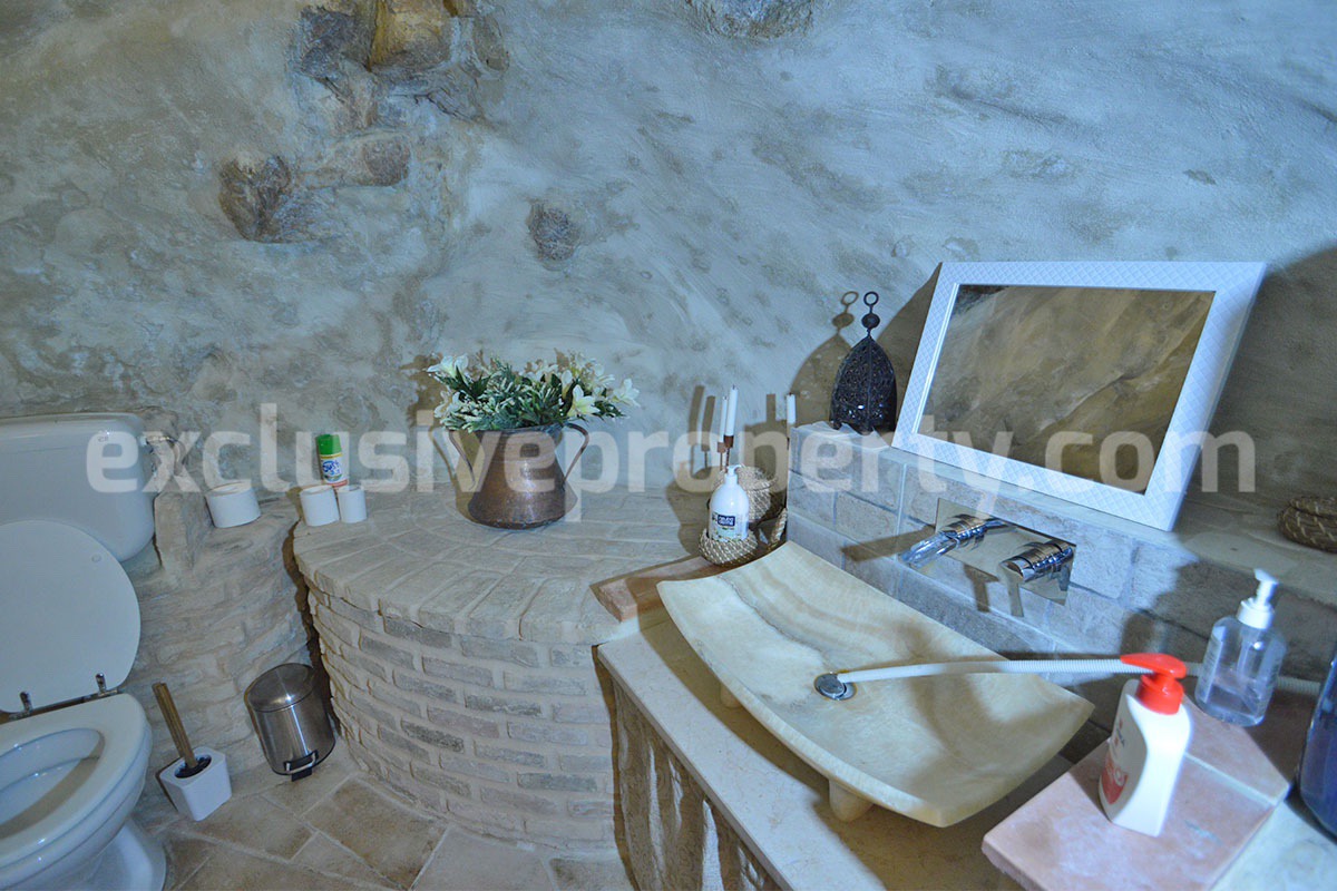 Charming Stone House with Cave for Sale in Civitacampomarano - Authentic Italian Retreat