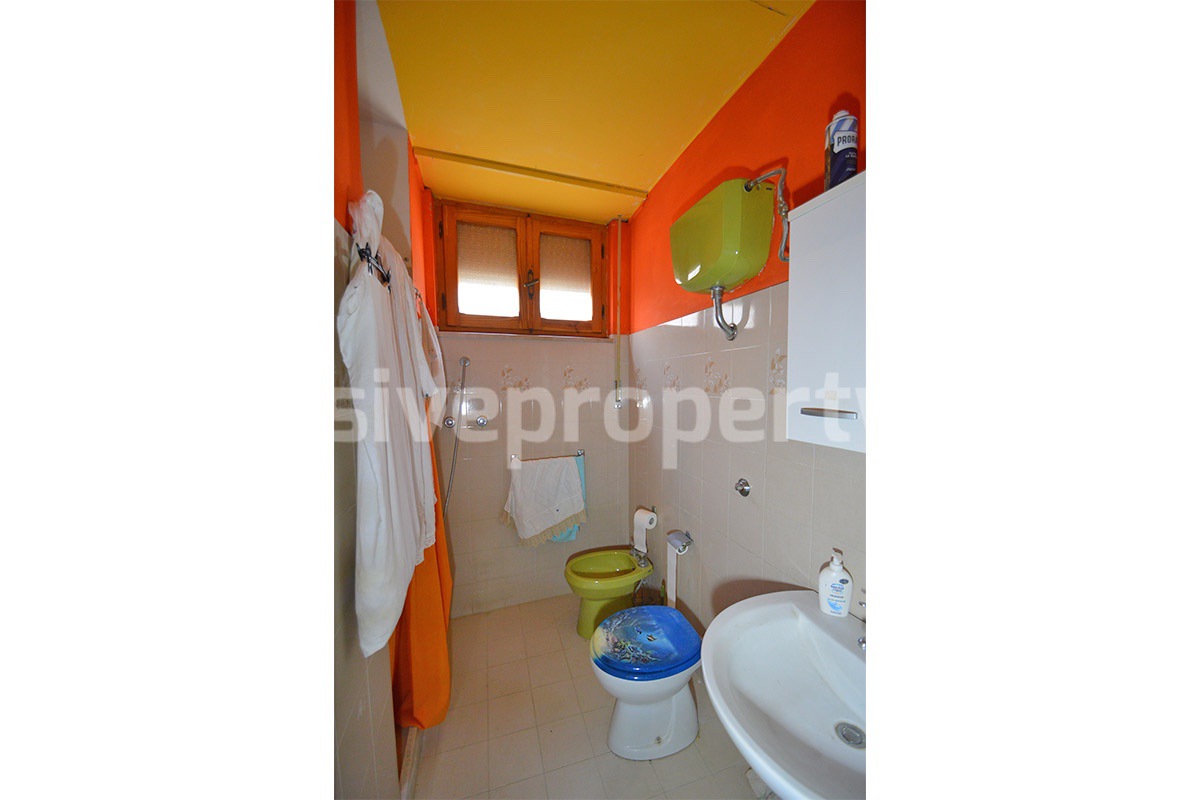 Charming 3-Bedroom Townhouse for Sale in the Historic Center of Acquaviva Collecroce in Molise